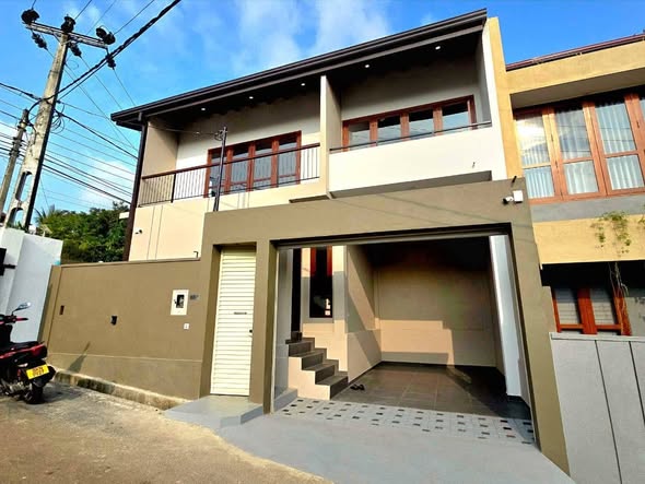 Houses for sale in Maharagama, Colombo — Newly Build Luxury Two Story House For Sale In Mattegoda, Kottawa.